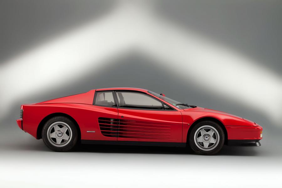  Ferrari Testarossa 1984 года  (фото 2 из 24)